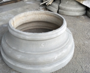 Đầu cột